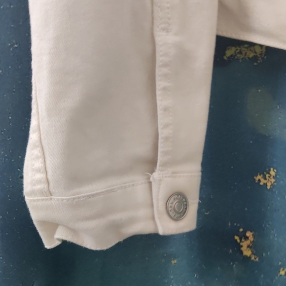 Universal Thread Cream Jean Jacket - Picture 4 of 4